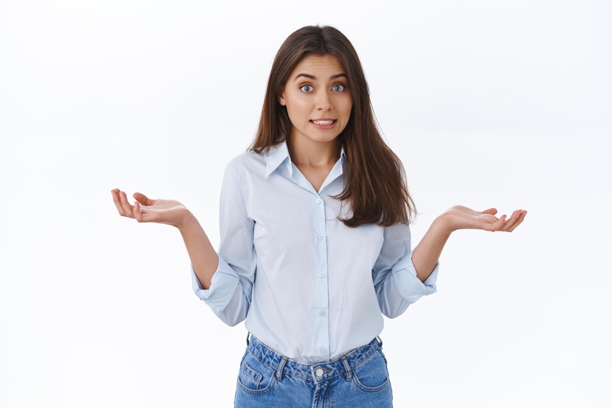 No caso de esparadrapo ou espaladrapro, a troca de letras ocorre porque a pronúncia rápida pode enganar. Imagem: Freepik