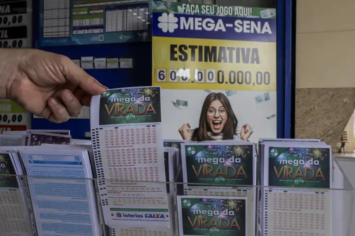 Para compreender quanto ganha quem acerta 5 números na Mega da Virada, é essencial entender como o prêmio é distribuído. Imagem: Agência Brasil