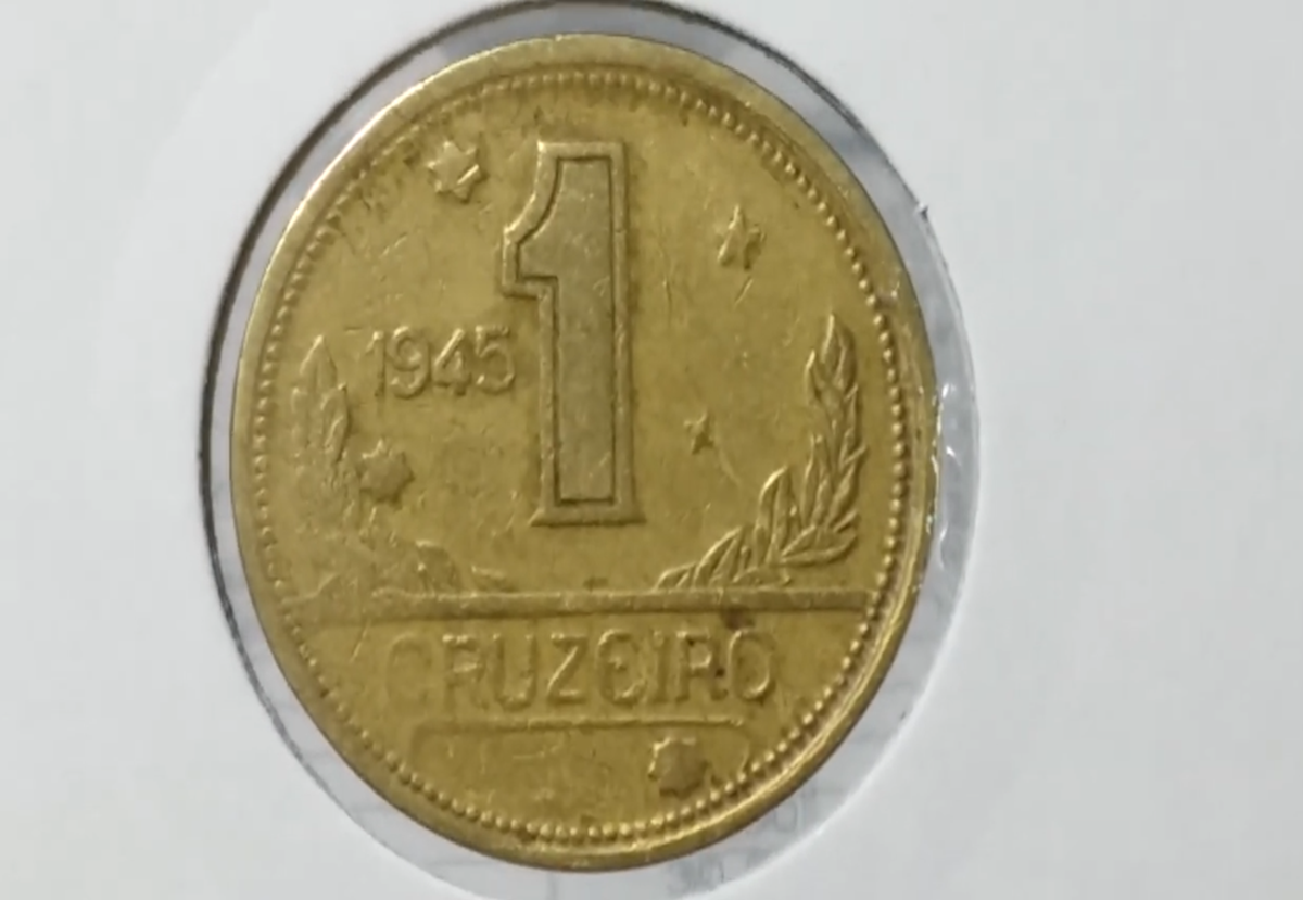 Moeda 1 cruzeiro 1945 avaliada em R$ 2.000