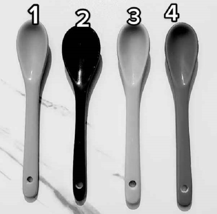 Teste de QI: será que você consegue encontrar a colher vermelha em 5 segundos? Teste de QI: será que você consegue encontrar a colher vermelha em 5 segundos?