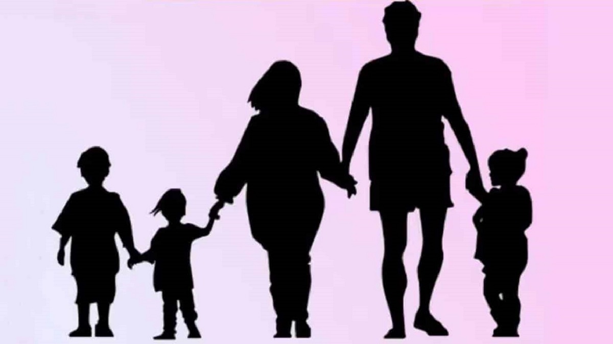 DESAFIO DE QI Consegue encontrar o erro na foto da familia DESAFIO DE QI Consegue encontrar o erro na foto da família.