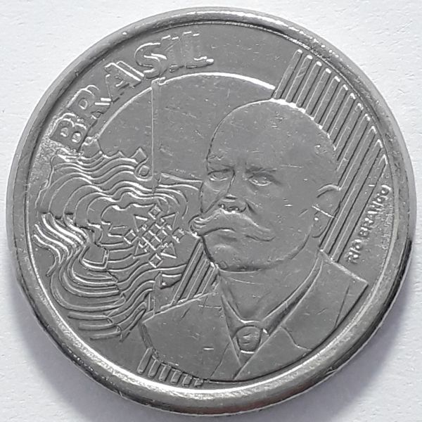 Moeda de centavos com Brasil duplo Moeda de 50 centavos com erro do Brasil duplo