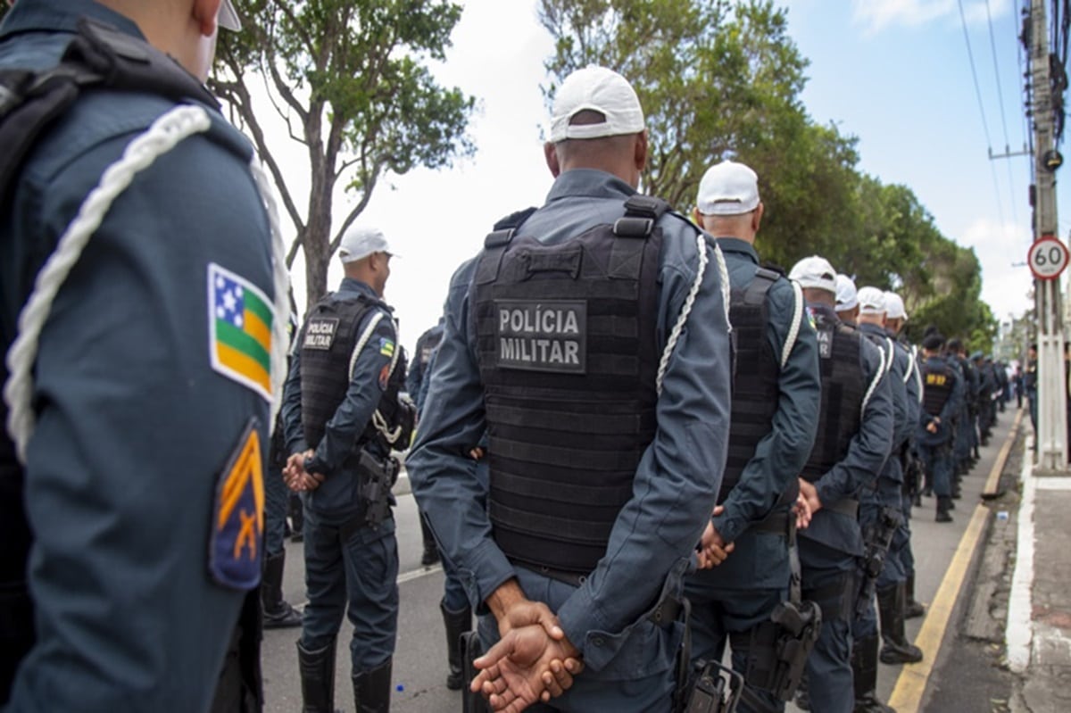 Profissionais da PM