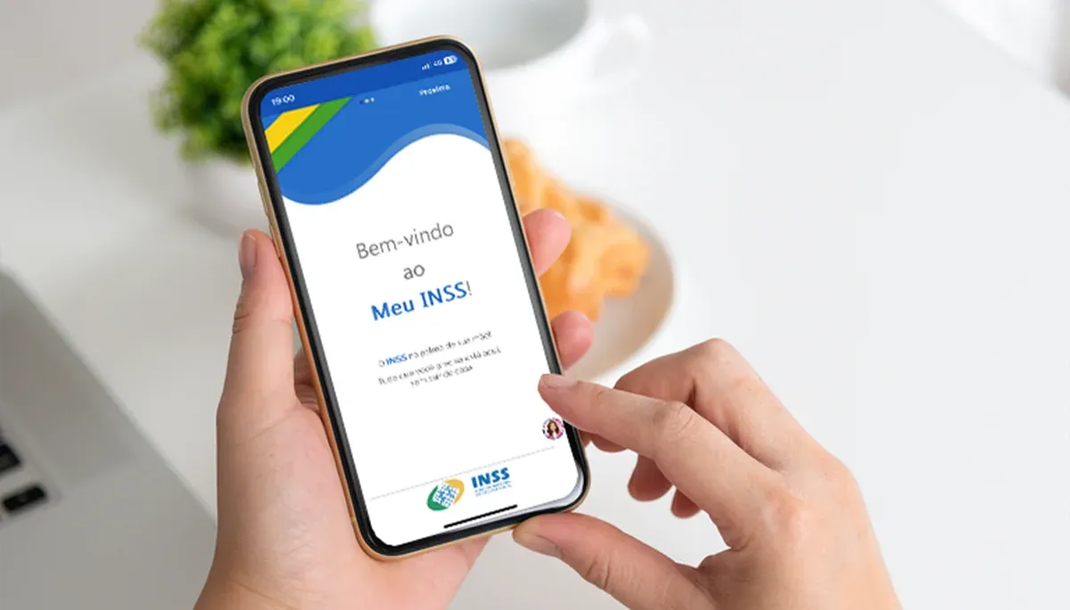Prova de Vida: Como realizar pelo Meu INSS Pessoa utilizando o aplicativo Meu INSS no celular, acessando a plataforma para realizar a prova de vida