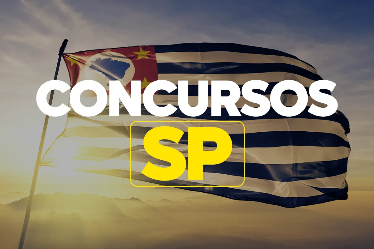 Arte com a palavra Concursos e a sigla SP sobre a bandeira do estado de São Paulo ao vento