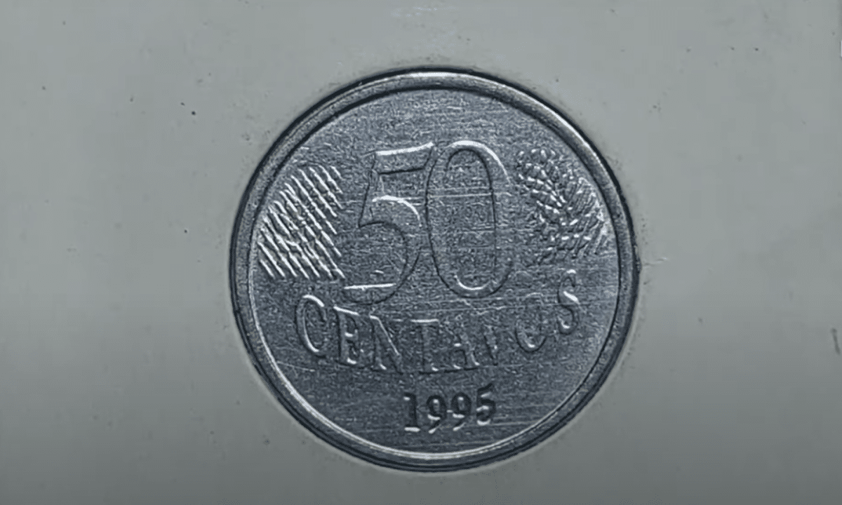 moeda de 50 centavos do ano de 1995 com reverso invertido rara e valiosa