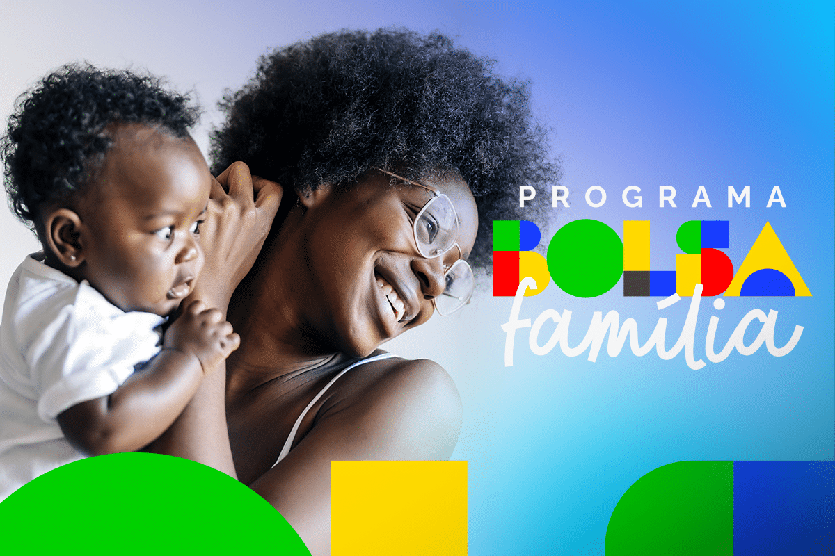 Mãe sorrindo com bebê, destacando o programa Bolsa Família