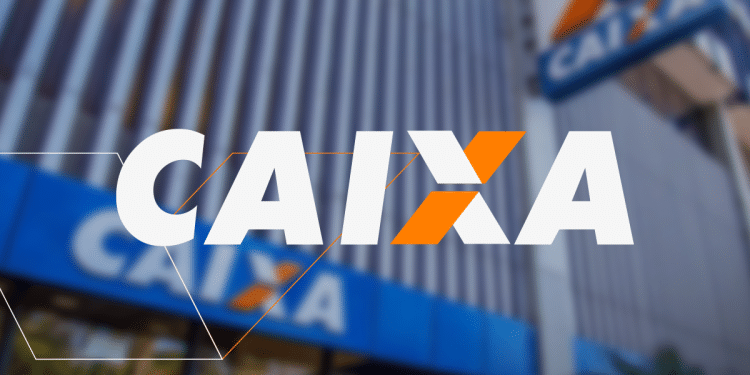 Logo da Caixa Econômica Federal em fachada de agência bancária