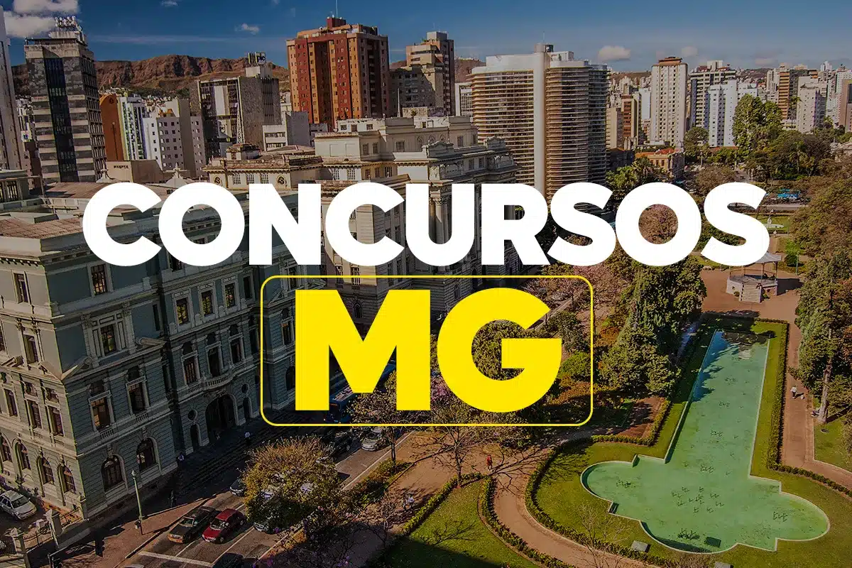 Candidato Estudando para o Concurso da Câmara de Arceburgo, Minas Gerais Candidato estudando e escrevendo para o Concurso Público da Câmara Municipal de Arceburgo (MG), com vagas para níveis fundamental, médio e superior.