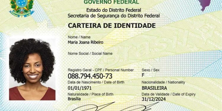Documento oficial de identidade brasileiro com foto e dados pessoais de Maria Joana Ribeiro do Distrito Federal.