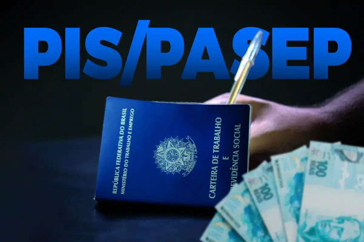PIS/Pasep 2026 Carteira de trabalho, cédulas de dinheiro brasileiro e texto PIS/PASEP em fundo preto