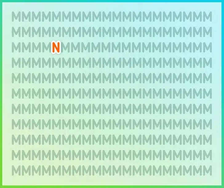 Ache a letra N escondida na imagem com letras M repetidas Desafio visual com um padrão de letras M repetidas em várias linhas com fundo verde