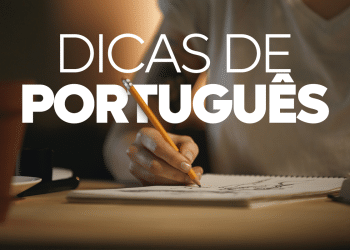Imagem com dicas de português, mostrando uma pessoa escrevendo em um caderno, com foco na expressão 'Dicas de Português'.