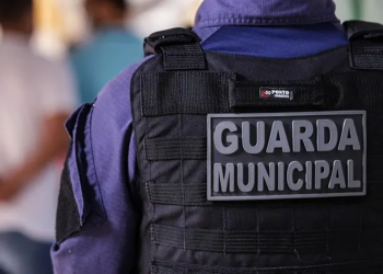 Colete da Guarda Municipal usado em concurso guarda municipal de Cataguases.