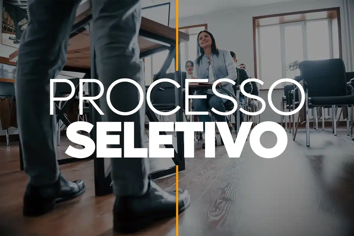 Imagem ilustrativa de três processos seletivos com candidatos em uma sala de entrevista. Inscrições abrem nesta segunda-feira, 26.