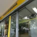 Fachada de agência do Banco do Brasil com área de autoatendimento que funciona no Carnaval