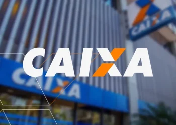 Fachada de agência da Caixa ilustrando processo seletivo de estágio com bolsas para estudantes.