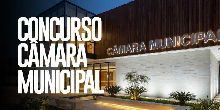Imagem institucional da sede de uma Câmara Municipal utilizada para ilustrar notícia sobre concurso público com vagas para diferentes níveis de escolaridade.