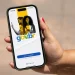 Usuário acessando aplicativo Gov.br no celular após trocar de aparelho e enfrentar problema de login.