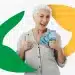 Mulher idosa feliz segurando dinheiro simbolizando o pagamento da primeira parcela do décimo terceiro para aposentados do INSS