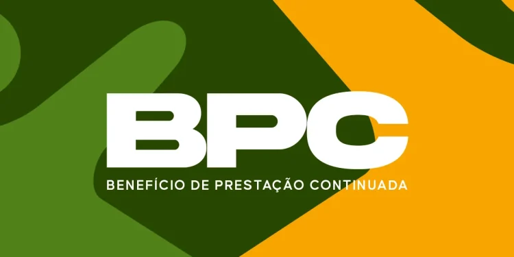 Logo do BPC, Benefício de Prestação Continuada, em destaque sobre fundo verde e amarelo, representando a divulgação do calendário de pagamento de maio, já disponível para consulta.