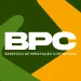Logo do BPC, Benefício de Prestação Continuada, em destaque sobre fundo verde e amarelo, representando a divulgação do calendário de pagamento de maio, já disponível para consulta.