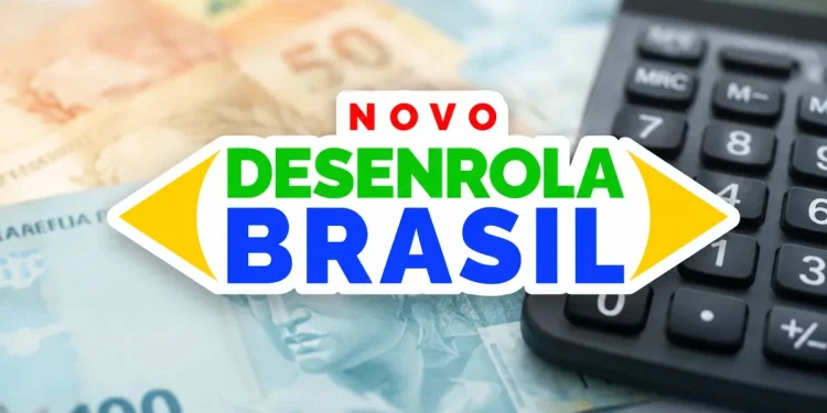 Logo do Novo Desenrola Brasil sobre notas de real e calculadora, representando a ferramenta de simulação de renegociação de dívidas.