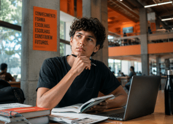 Profissões do futuro: o que considerar na escolha do curso