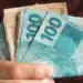 Cédulas de real representam o pagamento do terceiro lote da restituição do IR 2026 pela Receita Federal