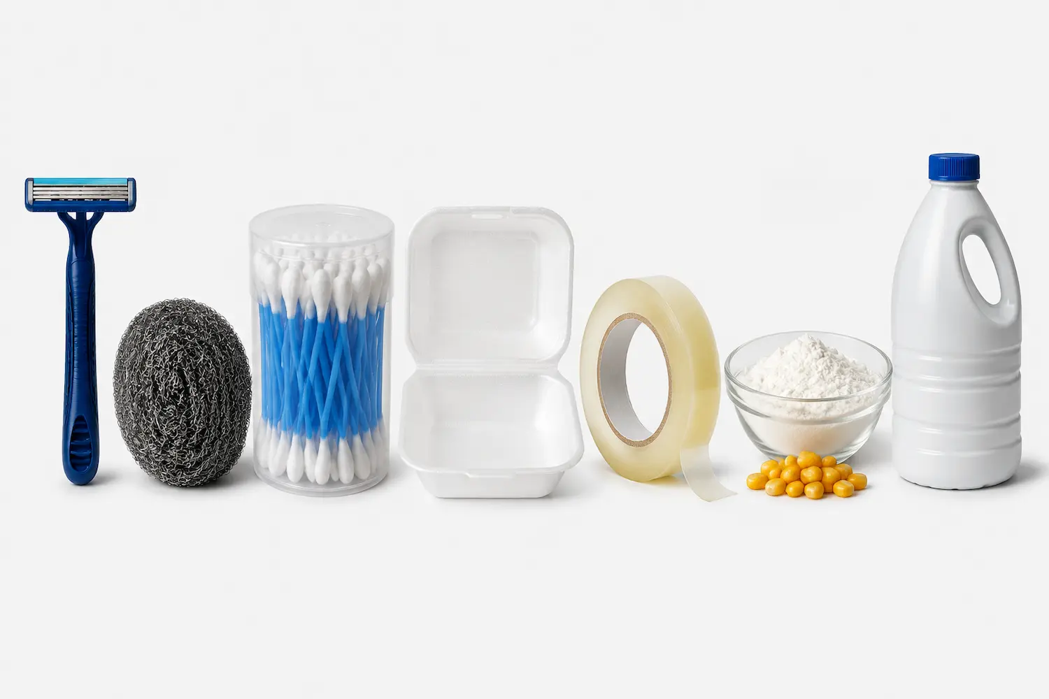 Produtos do dia a dia representando marcas que se tornaram nomes populares de objetos, como lâmina de barbear, palha de aço, cotonetes, fita adesiva e amido de milho.