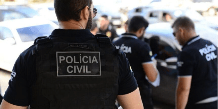 Polícia Civil em operação de fiscalização nas ruas do Brasil.