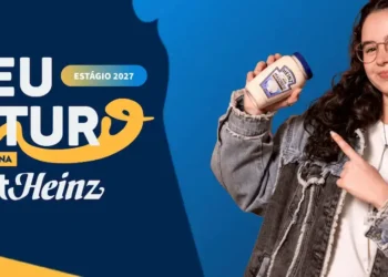 Jovem apresenta produto da Kraft Heinz em campanha do programa de estágio 2027.