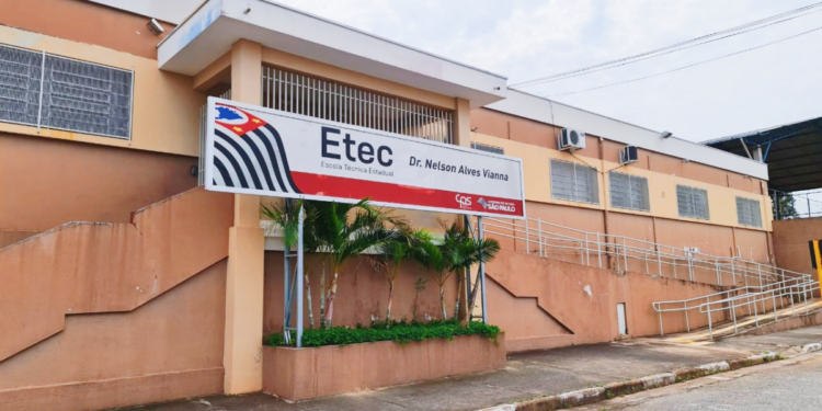 Etec Dr. Nelson Alves Vianna, escola técnica do Centro Paula Souza em São Paulo.