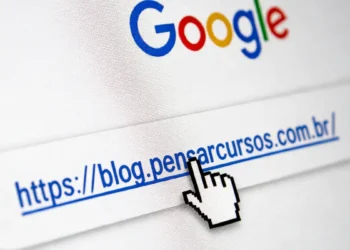 Barra de pesquisa com link azul.