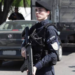 Policial militar do 45º BPM em operação de fiscalização viária.