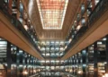 Biblioteca Nacional Digital com acervo de livros, jornais antigos e mapas disponíveis gratuitamente pela internet.
