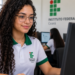 Estudante do IFCE em laboratório de informática durante curso técnico gratuito com inscrições abertas para 2027.1.