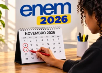 Estudante marca no calendário as datas das provas do Enem 2026, que serão realizadas nos dias 8 e 15 de novembro em todo o Brasil.