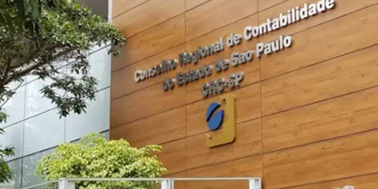 Fachada do CRC-SP Conselho Regional de Contabilidade de São Paulo.