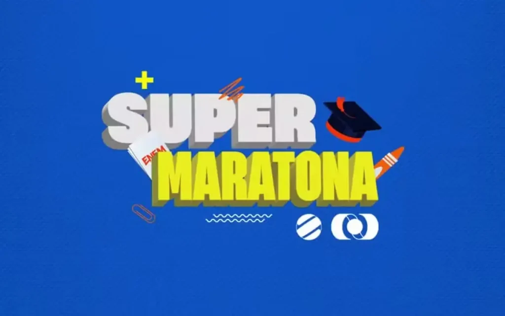 Logotipo Super Maratona ENEM com fundo azul, elementos de papel, lápis e chapéu de formatura.