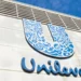 Fachada com logotipo da Unilever.